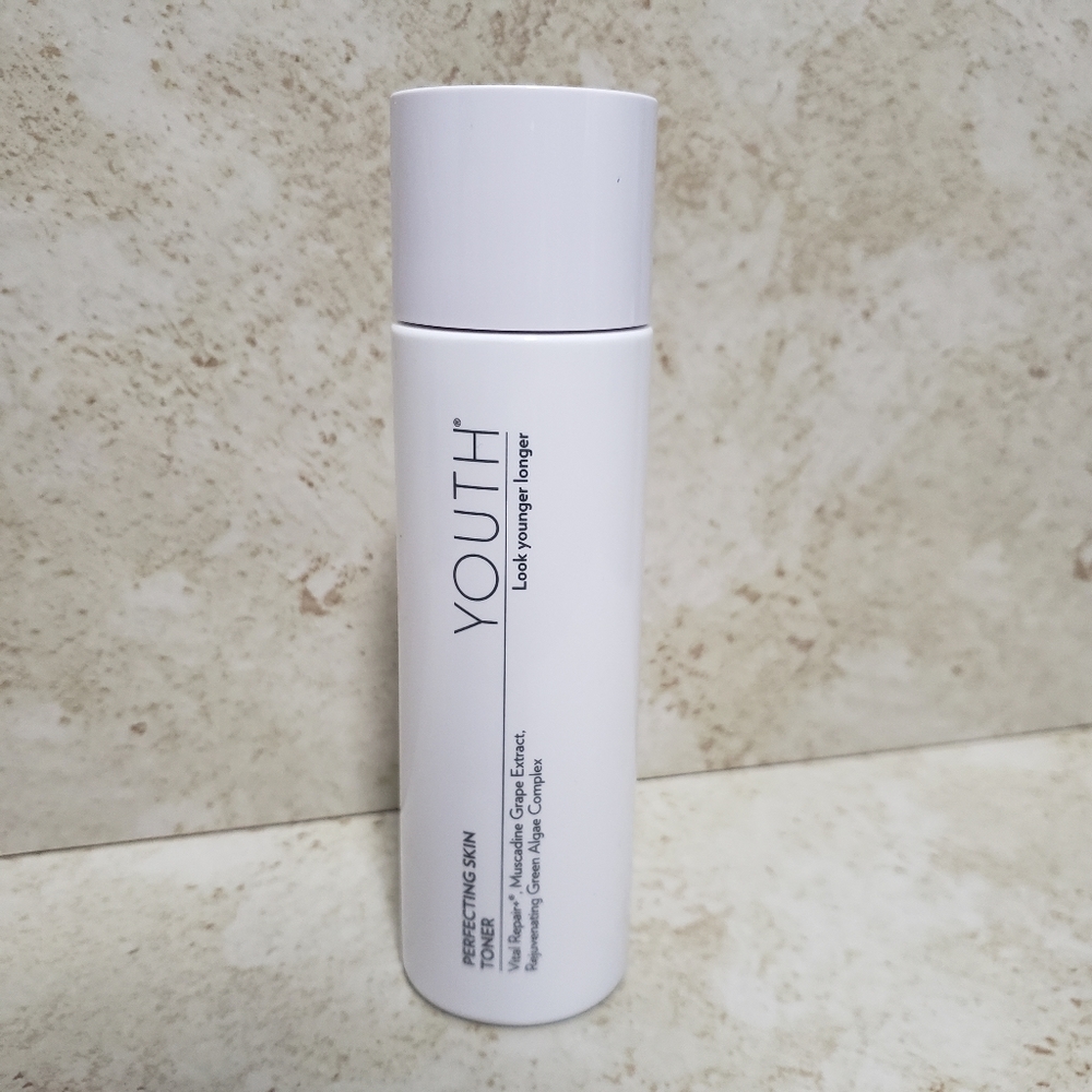 YOUTH Perfecting Skin Toner